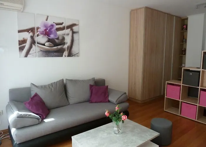 Rose Apartman
